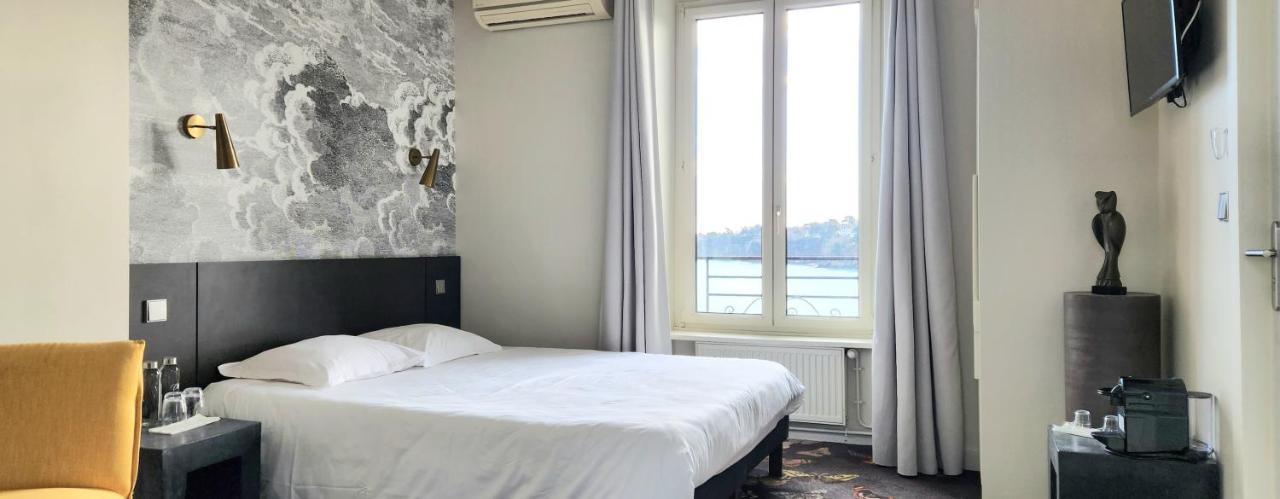 Restaurant Hotel Didier Meril ดีนาร์ ภายนอก รูปภาพ