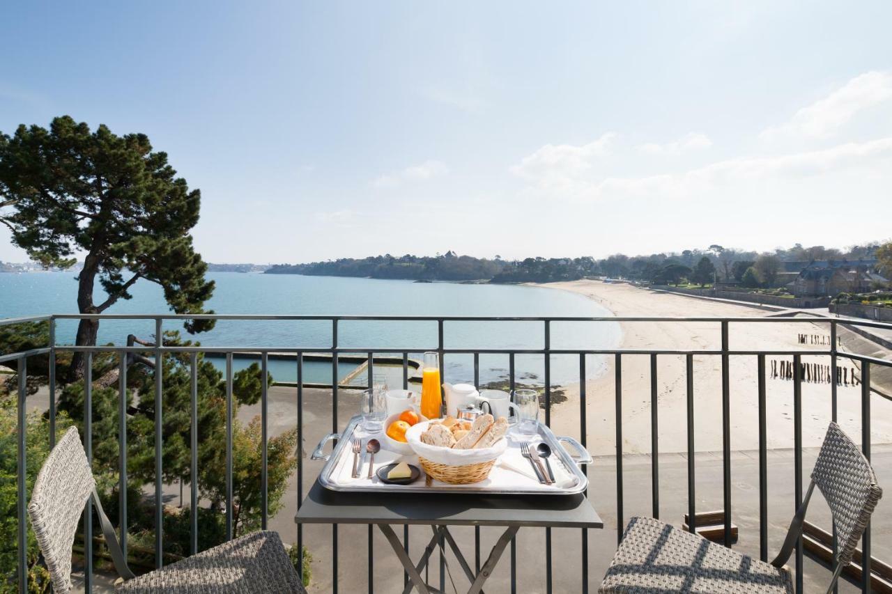 Restaurant Hotel Didier Meril ดีนาร์ ภายนอก รูปภาพ